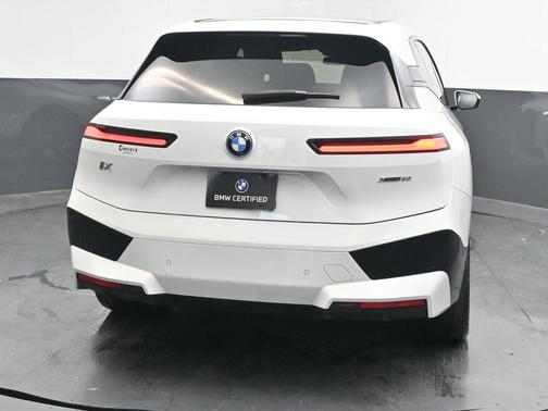2024 BMW iX xDrive50