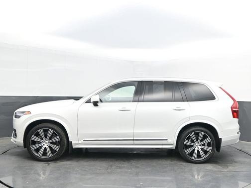 2023 Volvo XC90 B6 Ultimate 7-Seater
