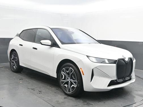 2026 BMW iX xDrive45