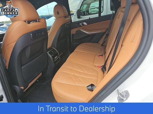 Mineral White Metallic 2023 BMW X5 sDrive40i