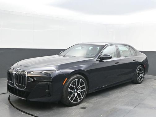 2023 BMW 760 760i xDrive