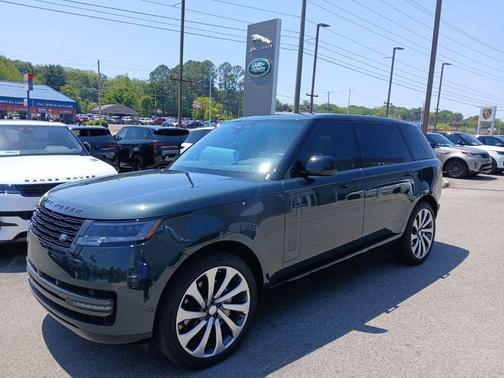 Belgravia Green 2025 Land Rover Range Rover P400 SE 7 Seat