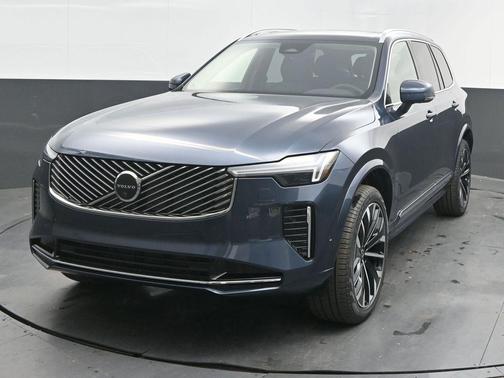 2026 Volvo XC90 B6 Plus 6-Seater