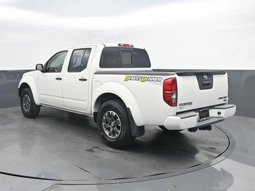Glacier White 2019 Nissan Frontier Desert Runner
