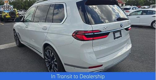 Mineral White Metallic 2024 BMW X7 xDrive40i