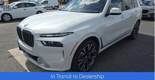 Mineral White Metallic 2024 BMW X7 xDrive40i