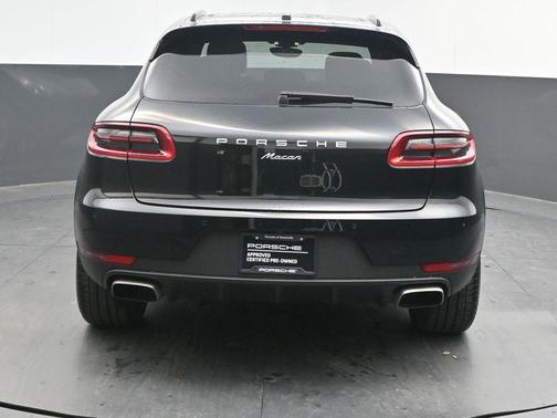 2018 Porsche Macan 