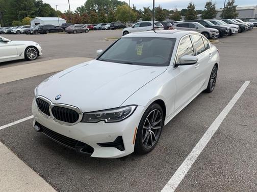 2022 BMW 330 i