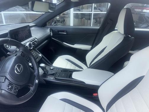 2022 Lexus IS 350 F Sport