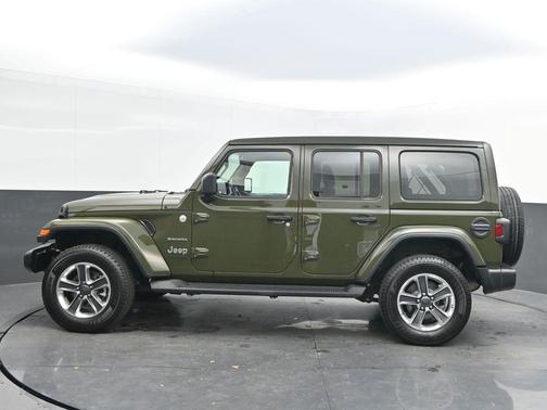 2022 Jeep Wrangler Unlimited Sahara
