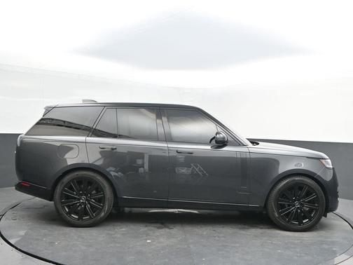 2023 Land Rover Range Rover P400 SE