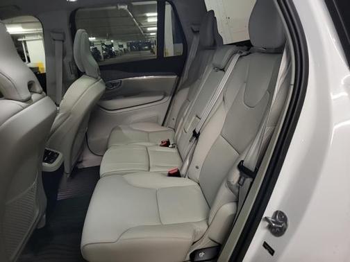 2023 Volvo XC90 B6 Plus 7-Seater