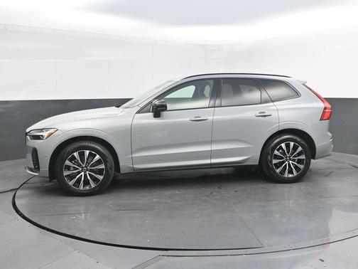 Metallic 2024 Volvo XC60 B5 Plus Dark Theme