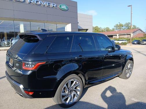 2021 Land Rover Range Rover Sport HSE Silver Edition