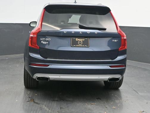 2020 Volvo XC90 T5 Momentum 7 Passenger