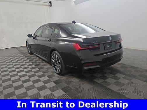 2022 BMW 750 i xDrive