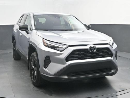 Silver Sky Metallic 2025 Toyota RAV4 LE