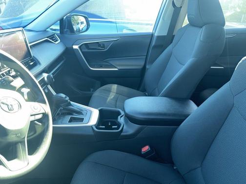 Silver Sky Metallic 2025 Toyota RAV4 LE