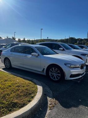 2018 BMW 740e xDrive iPerformance