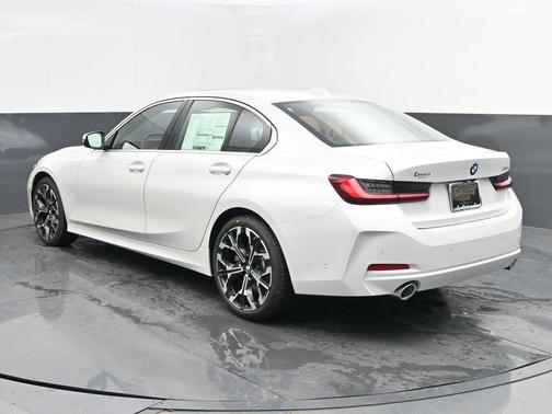 2025 BMW 330 i