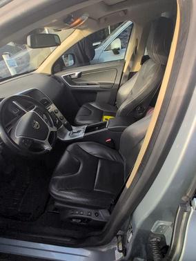 2012 Volvo XC60 3.2 Premier