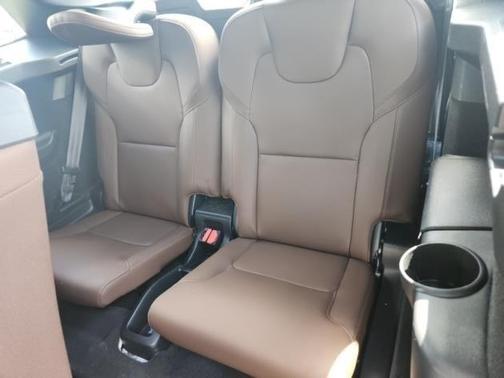 2024 Volvo XC90 B6 Plus Bright Theme 7-Seater