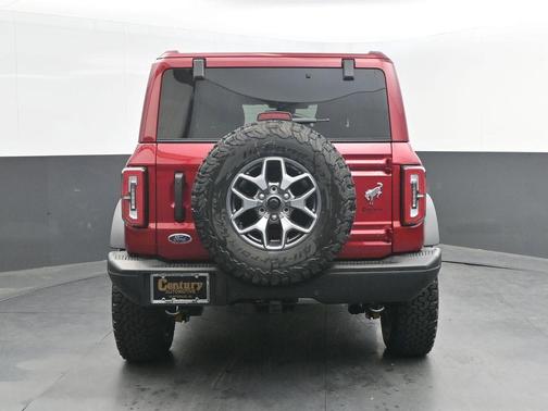 Ruby Red Metallic Tinted Clearcoat 2025 Ford Bronco Badlands