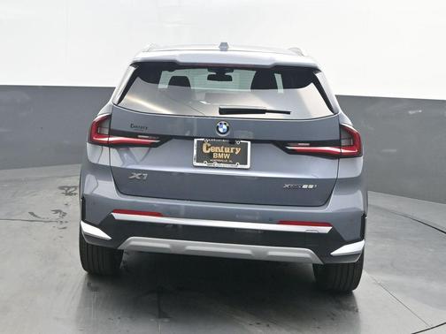 Storm Bay Metallic 2026 BMW X1 xDrive28i