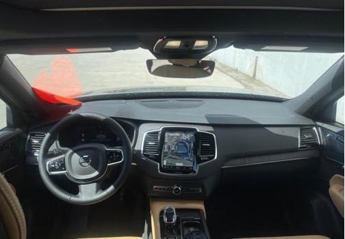 2024 Volvo XC90 Recharge Plug-In Hybrid T8 Ultimate Bright Theme 7-Seater
