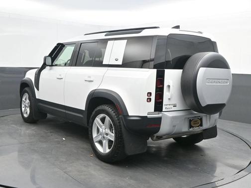 Fuji White 2022 Land Rover Defender 110 SE