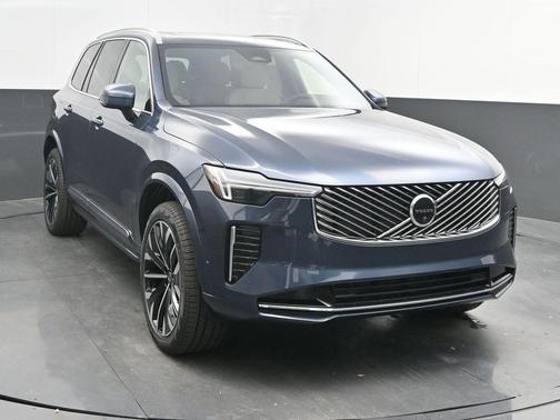 2026 Volvo XC90 B5 Plus 7-Seater