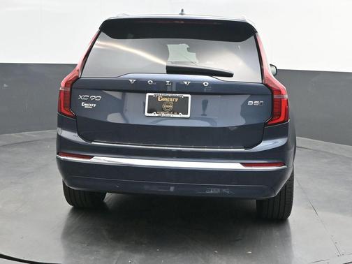 2026 Volvo XC90 B5 Plus 7-Seater