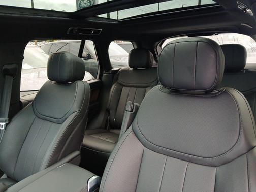 Varesine Blue 2025 Land Rover Range Rover P400 SE