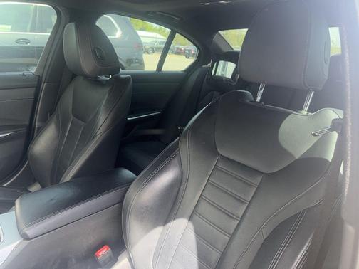 Black Sapphire Metallic 2021 BMW 330 i