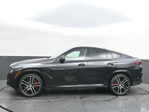 2024 BMW X6 M60i