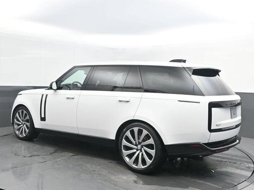 2025 Land Rover Range Rover AUTOBIOGRAPHY