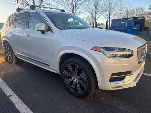 2024 Volvo XC90 B6 Ultimate Bright Theme 7-Seater