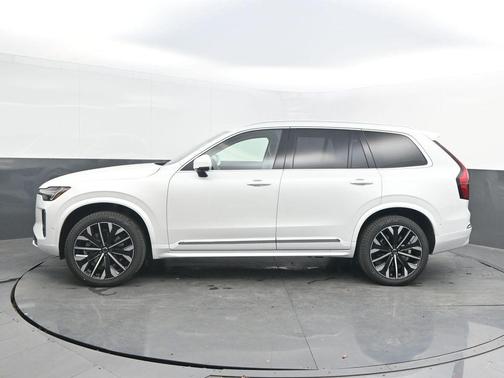 Crystal White Pearl 2026 Volvo XC90 B6 Ultra 7-Seater