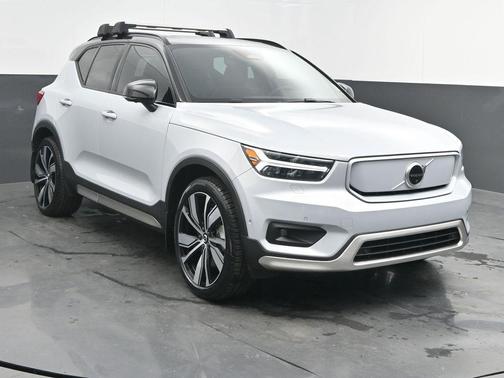 2022 Volvo XC40 Recharge Pure Electric P8 Twin Ultimate