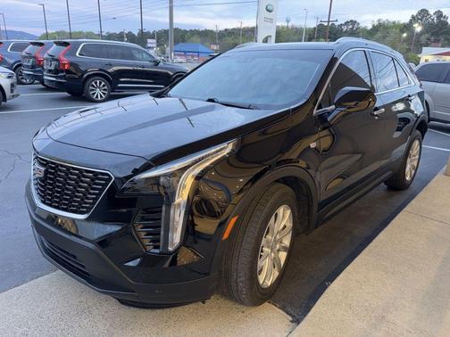 2022 Cadillac XT4 Luxury