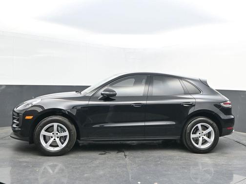 2021 Porsche Macan Base