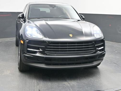 2021 Porsche Macan Base