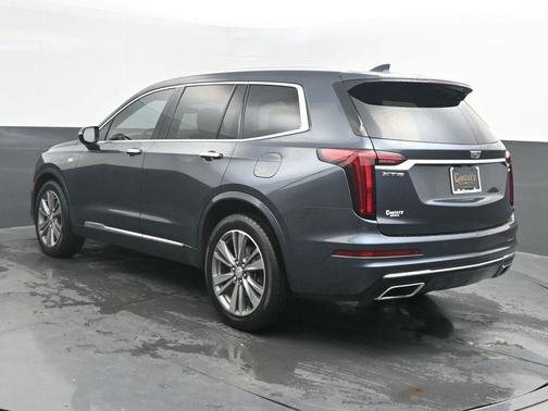 2021 Cadillac XT6 Premium Luxury FWD