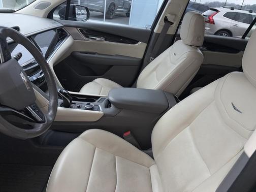 2021 Cadillac XT6 Premium Luxury FWD