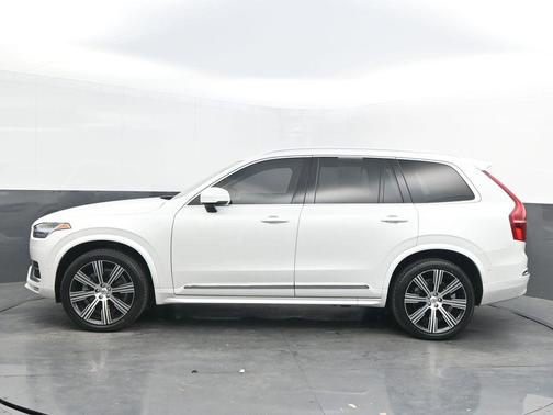 2024 Volvo XC90 B6 Ultimate Bright Theme 7-Seater