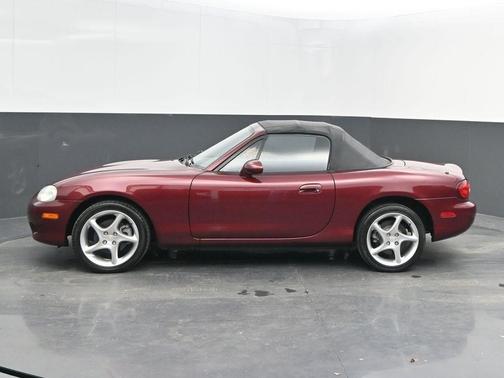 2003 Mazda MX-5 Miata