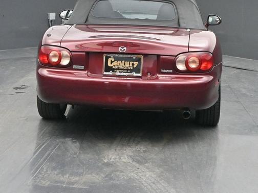 2003 Mazda MX-5 Miata