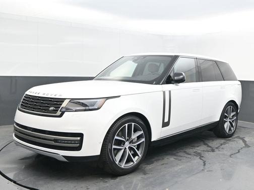 2025 Land Rover Range Rover P550e SE