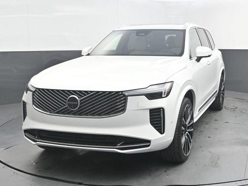 Crystal White 2027 Volvo XC90 B6 Plus 7-Seater