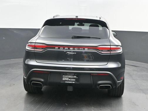 2025 Porsche Macan 